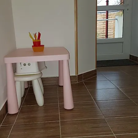 Poroszlay Apartment
